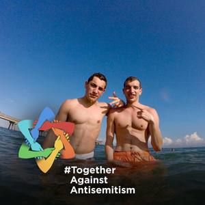 Meet your Posher, Max